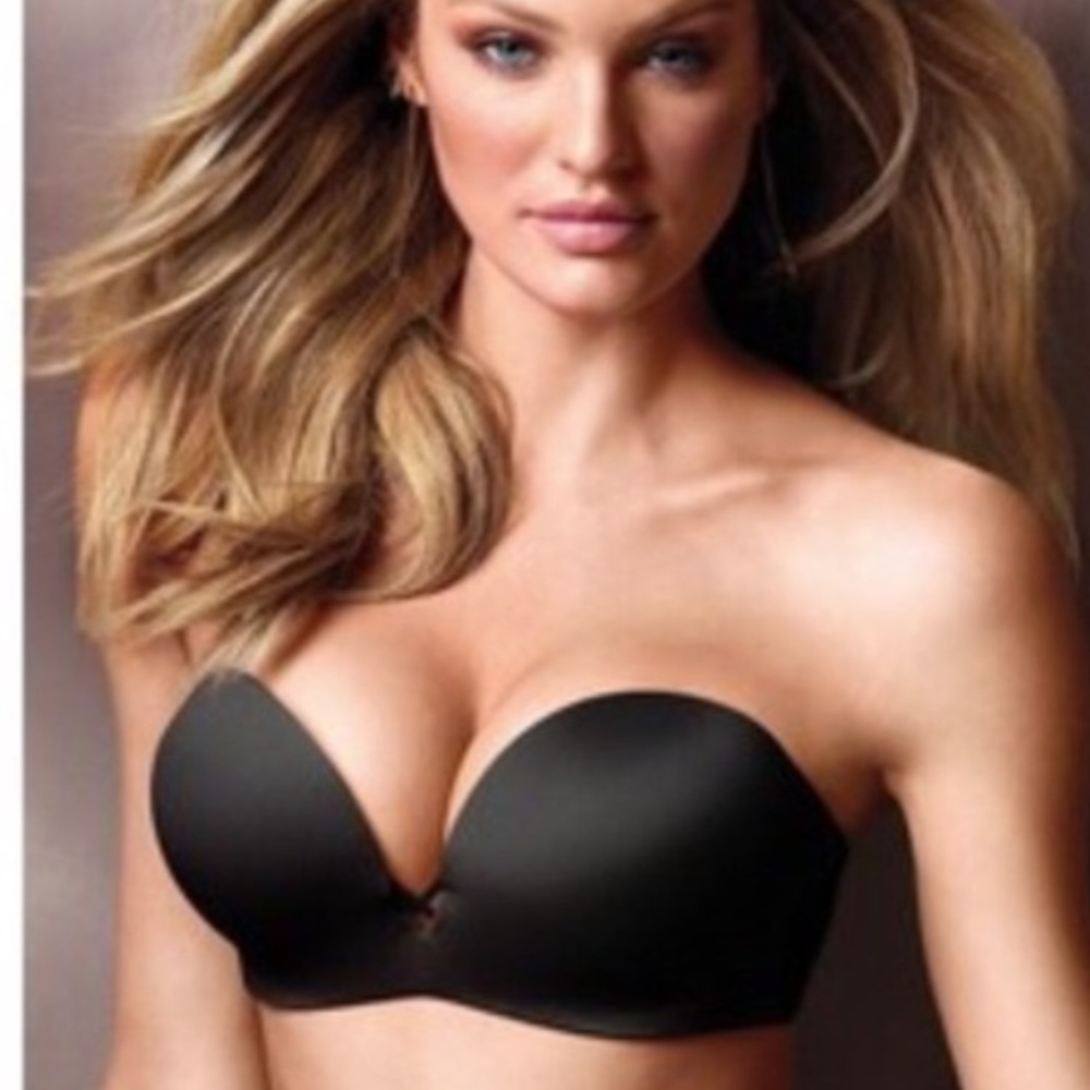 Victoria’s Secret Bombshell Strapless Push Up Bra